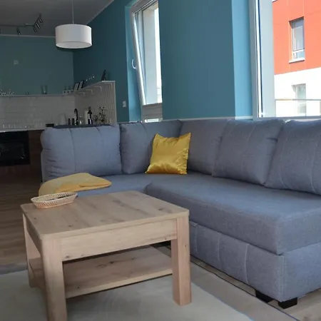 Trzy Kolory - Z Garazem Apartment