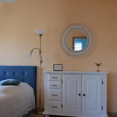 Trzy Kolory - Z Garazem Apartment
