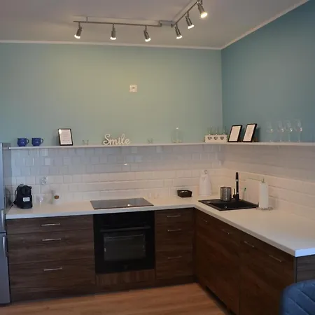 Trzy Kolory - Z Garazem Kołobrzeg